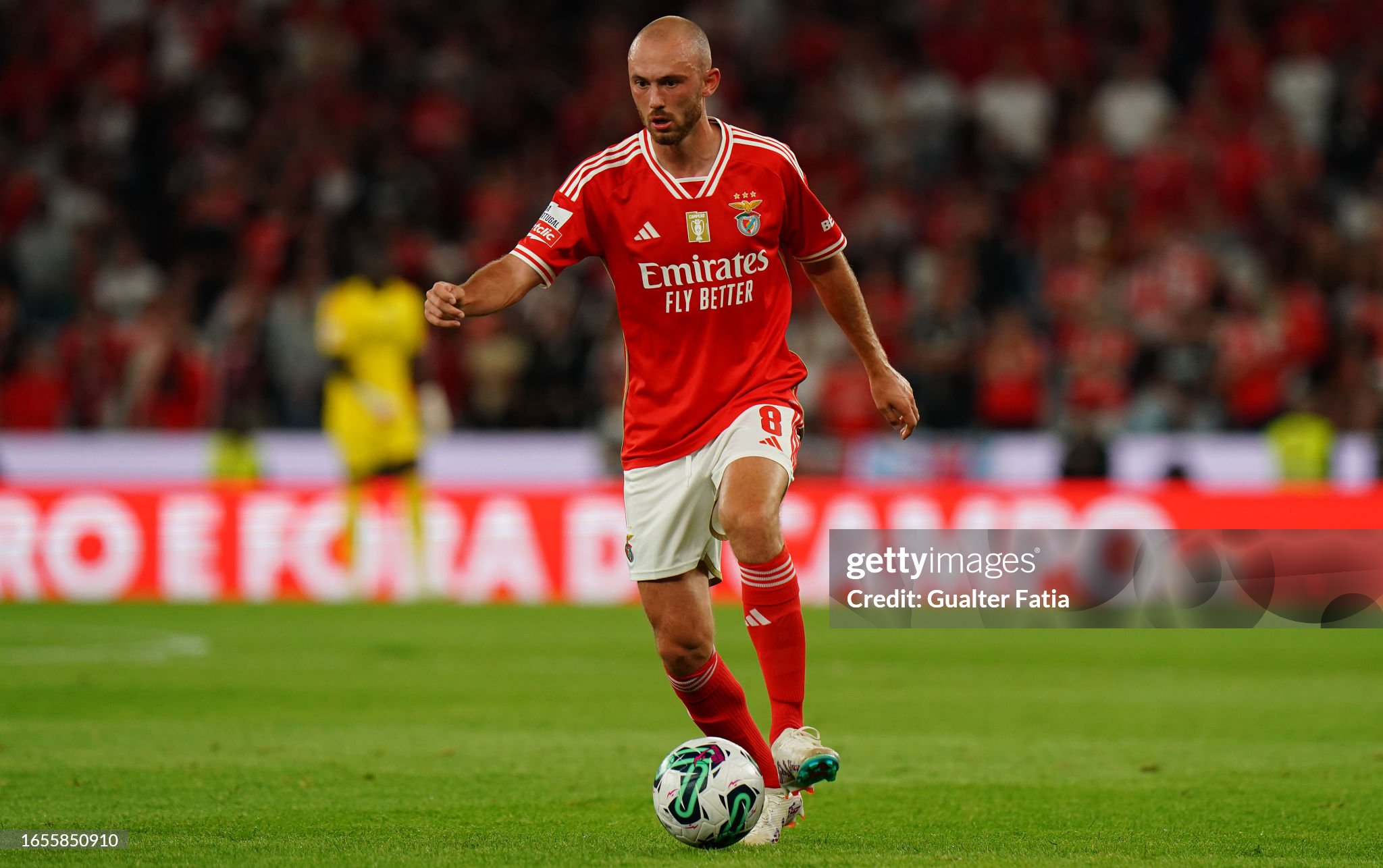 Flourishing Aursnes currently prefers Benfica over the Premier League