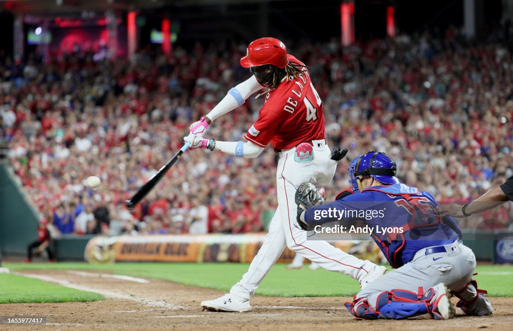 Comcmmati Reds Rbi Org Elly De La Cruz of the Cincinnati Reds hits a RBI single in the ninth ...