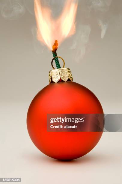 weihnachts-explosion - fuse stock-fotos und bilder
