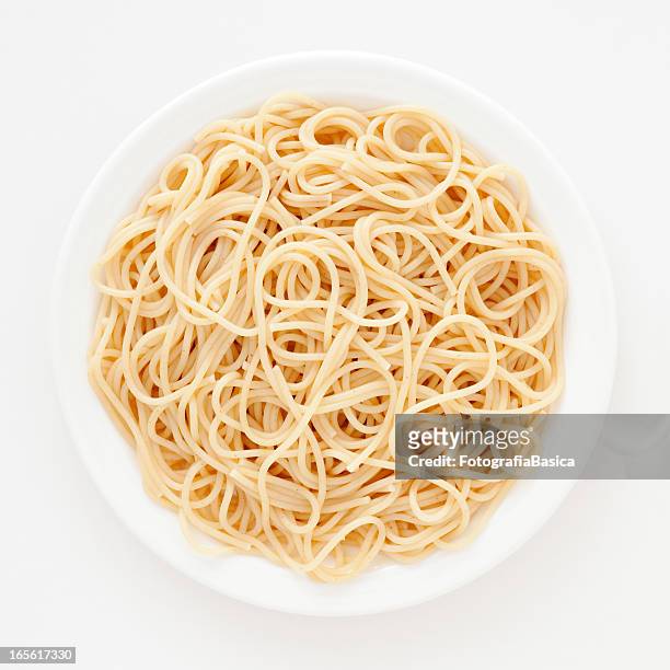 spaghetti - bollito foto e immagini stock