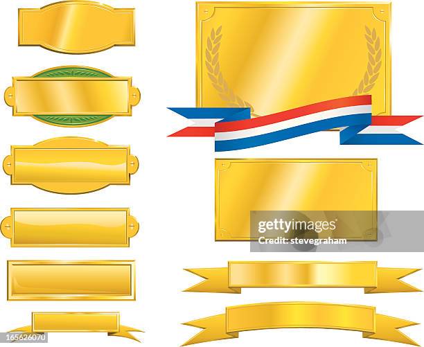 ilustraciones, imágenes clip art, dibujos animados e iconos de stock de oro las señales, placas y cintas - placa conmemorativa