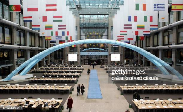 General view shows the press room at the EU headquarters in Brussels 07 March 2007 on the eve of a two-day European Union summit. German Chancellor...