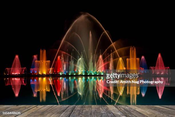 musical fountains at jp park - bangalore stock-fotos und bilder