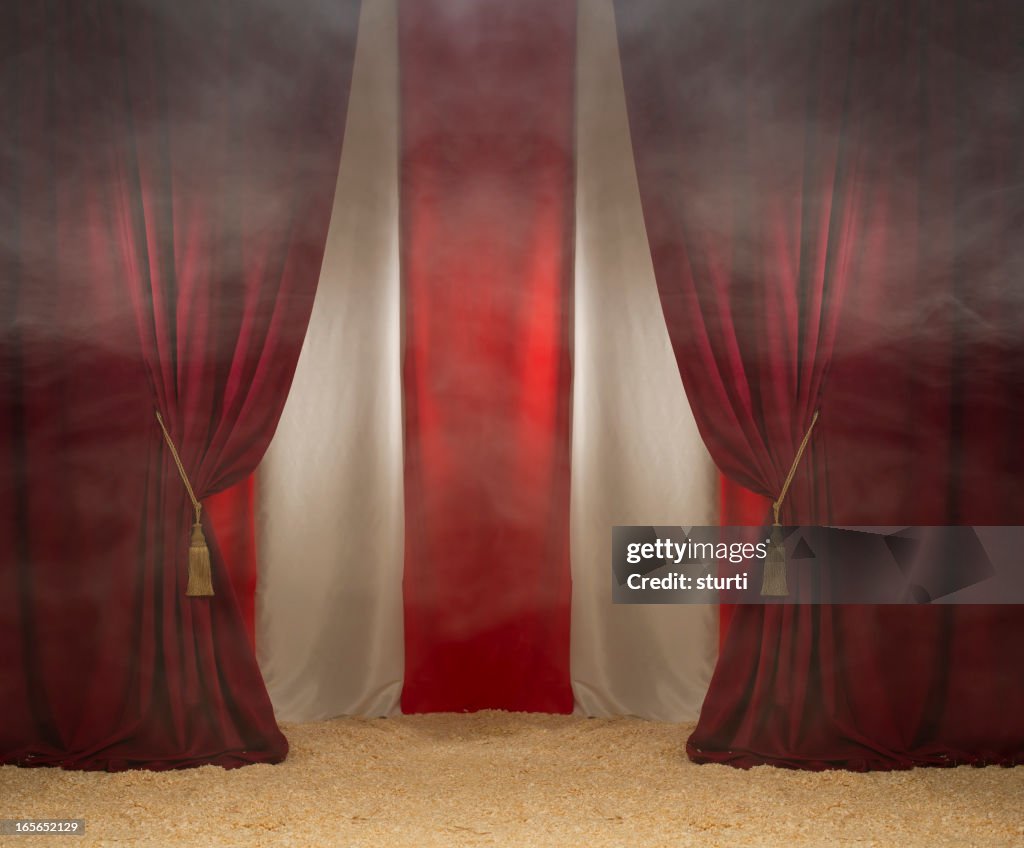 Smokey carpa de circo