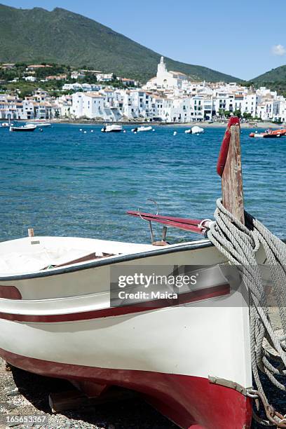 cadaques - cadaqués stockfoto's en -beelden