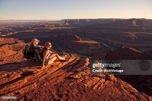 hiking vista - moab foto e immagini stock