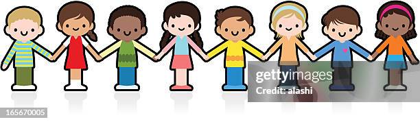 ilustraciones, imágenes clip art, dibujos animados e iconos de stock de feliz sonriendo multiculturales niños agarrar de la mano - comunidad global