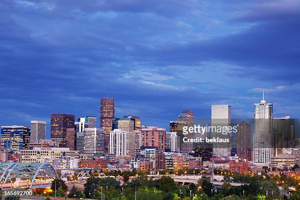 denver skyline at night - denver stock pictures, royalty-free photos & images