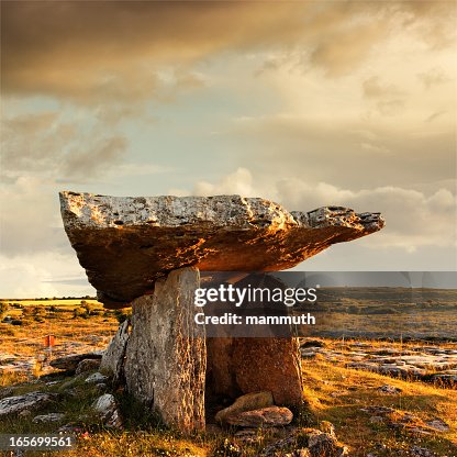 Poulnabrone dolmen at sunset Poulnabrone dolmen at sunset