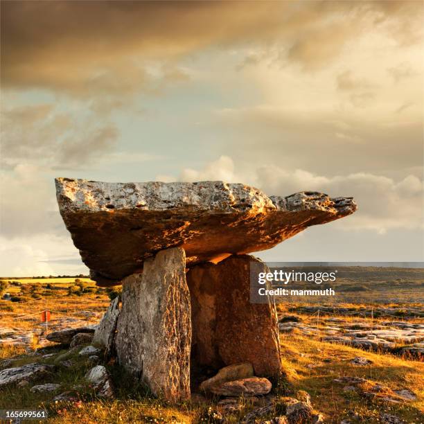 poulnabrone dolmen at sunset - doelman stock pictures, royalty-free photos & images