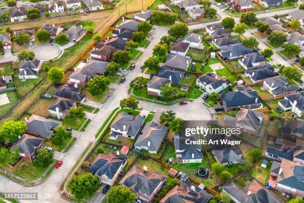 houston suburban aerial - houston house stock pictures, royalty-free photos & images