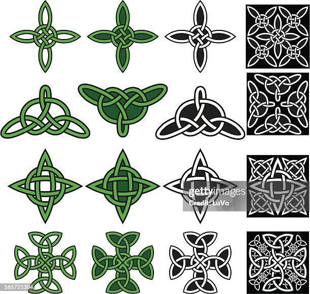 keltische knoten - celtic knot stock-grafiken, -clipart, -cartoons und -symbole