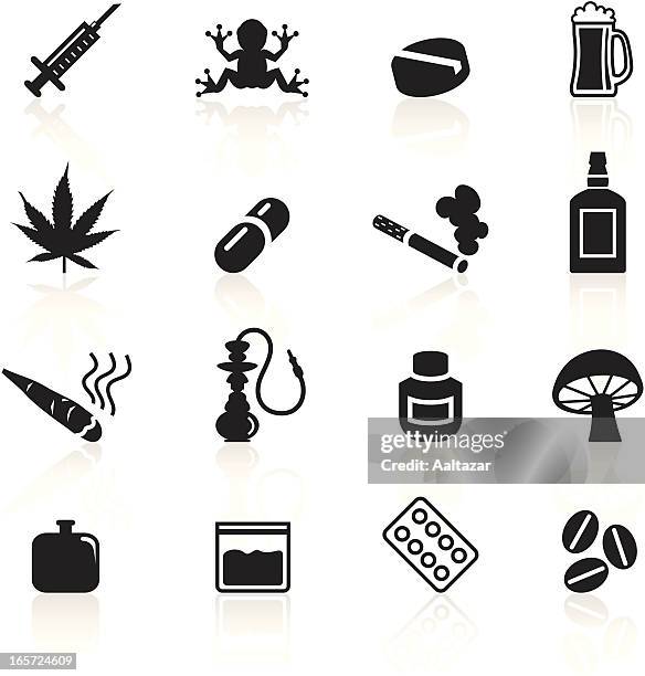 ilustraciones, imágenes clip art, dibujos animados e iconos de stock de negro símbolos de fármacos - marijuana joint