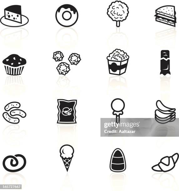 ilustraciones, imágenes clip art, dibujos animados e iconos de stock de conjunto blanco y negro de los iconos de basura - patatas fritas de churrería