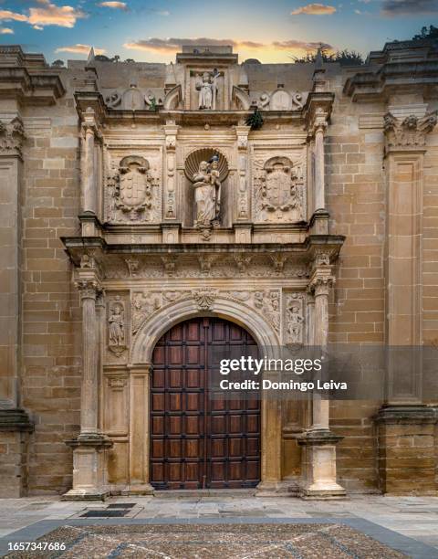 úbeda, jaén, spain. cover of the consolada in the basilica of santa maría de los reales alcázares - jaén city stock pictures, royalty-free photos & images