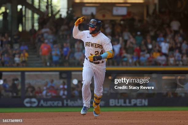 William Contreras of the Milwaukee Brewers runs the bases following a home run against the Philadelphia Phillies during the first inning at American...