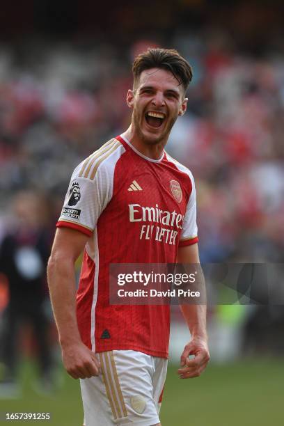 Declan Rice of Arsenal celebrates victory after the Premier League match between Arsenal FC and Manchester United at Emirates Stadium on September...