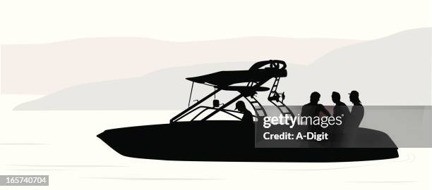 boatingfriends - motorboot stock-grafiken, -clipart, -cartoons und -symbole