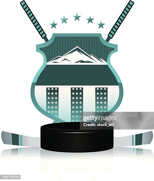 emblem mit hockey puck - eishockey schläger stock-grafiken, -clipart, -cartoons und -symbole