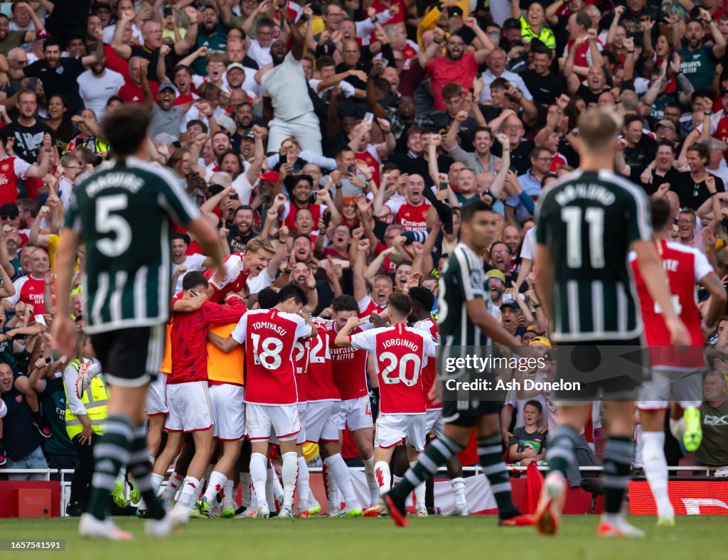 Arsenal FC v Manchester United - Premier League