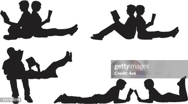 stockillustraties, clipart, cartoons en iconen met intellectual couple reading together - liggen