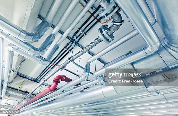 pipes - loodgieter stockfoto's en -beelden
