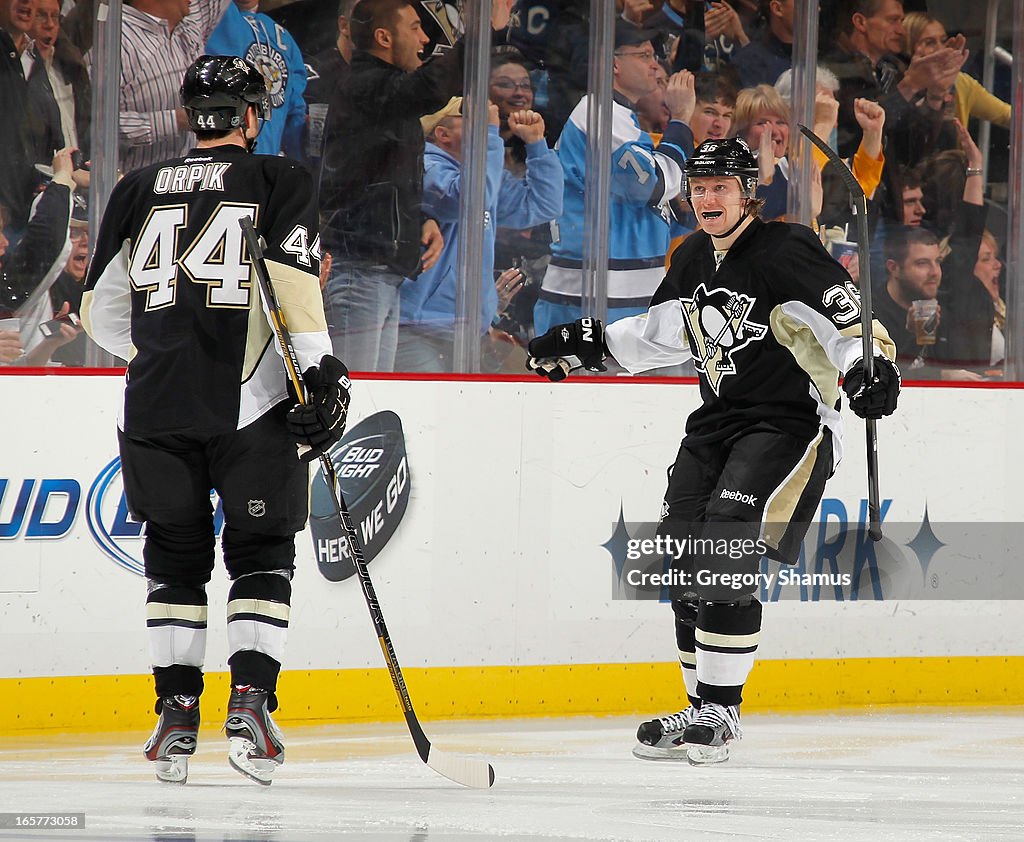 New York Rangers v Pittsburgh Penguins