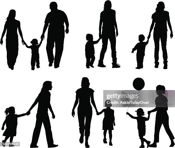 familie holding hände - mutter-tochter-sohn stock-grafiken, -clipart, -cartoons und -symbole