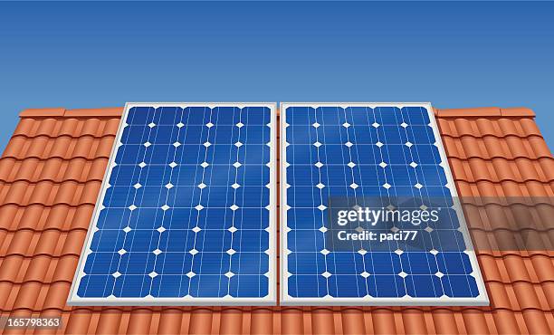 stockillustraties, clipart, cartoons en iconen met solar panel on the roof (vector) - zonnepanelen