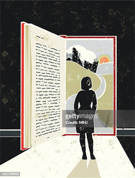 illustrazioni stock, clip art, cartoni animati e icone di tendenza di donna lettura libro con paesaggio urbano, suggerire un'apertura porta - speranza