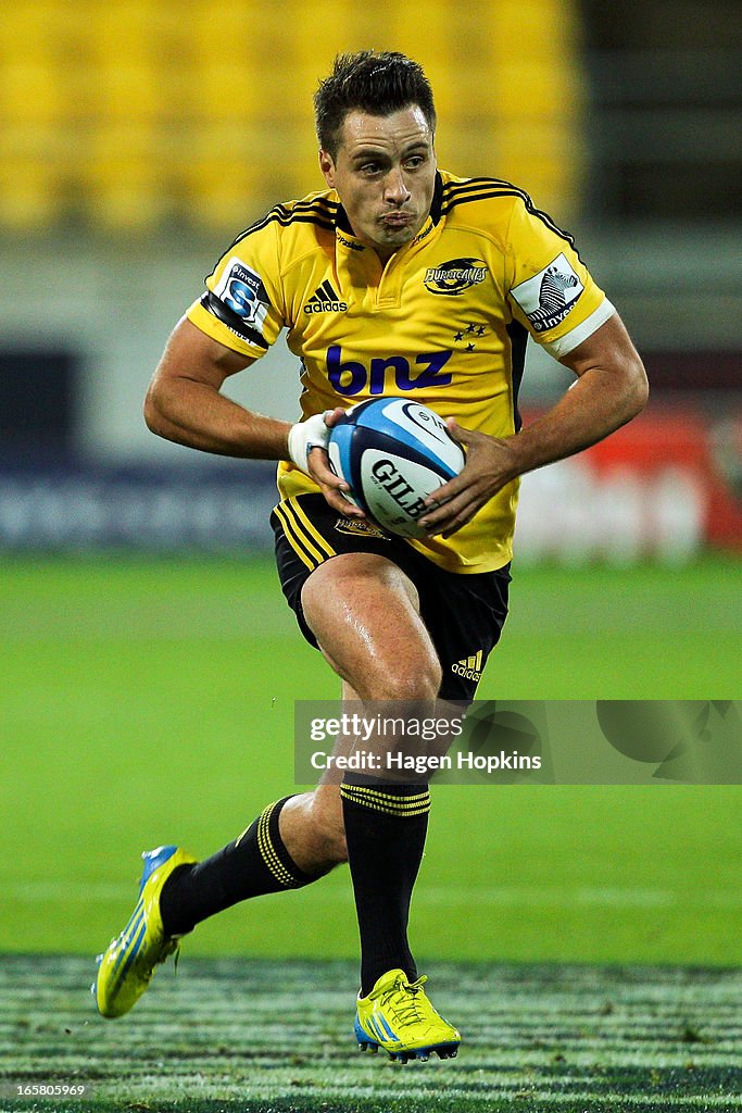 Super Rugby Rd 8 - Hurricanes v Waratahs