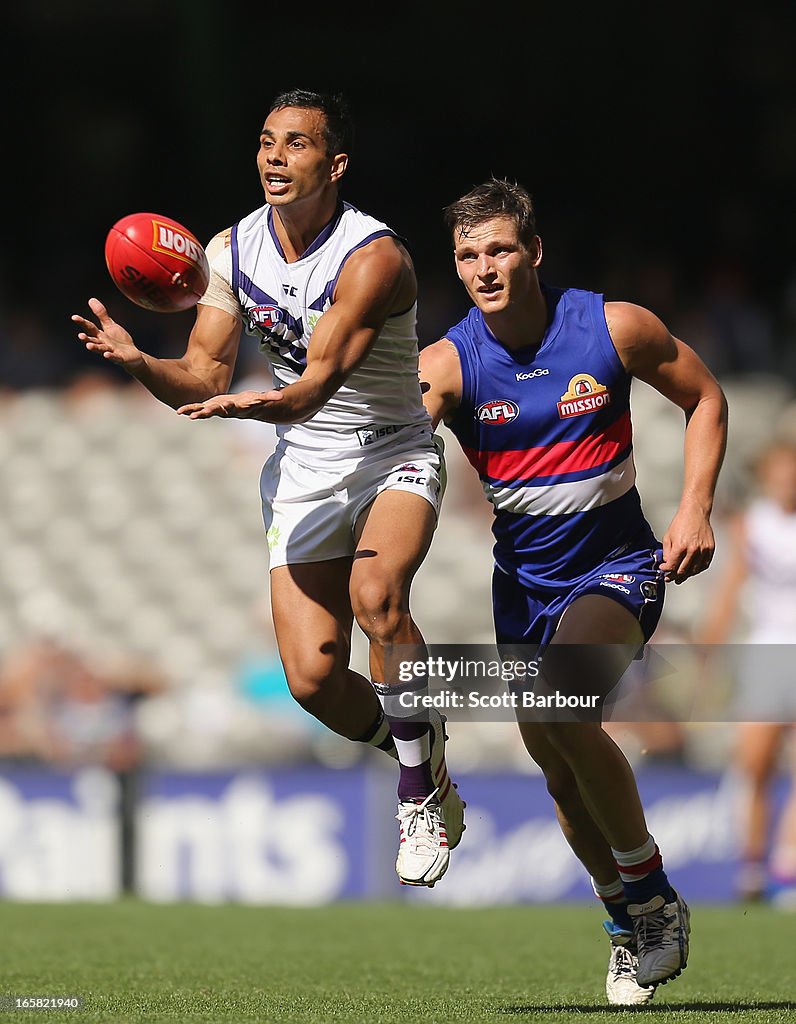 AFL Rd 2 - Western Bulldogs v Fremantle