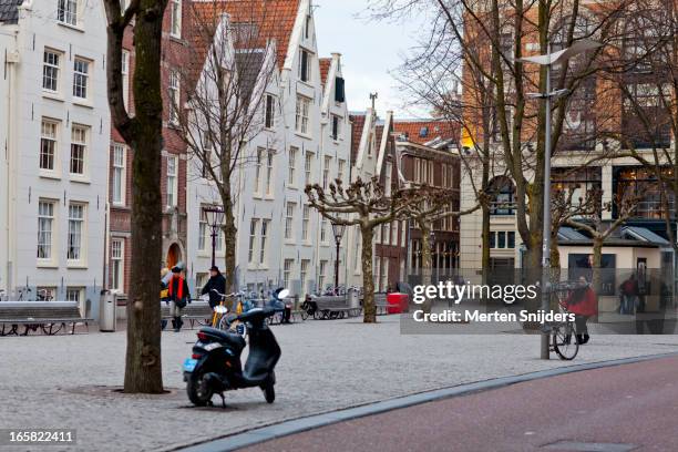 Spui Examples Spui (Amsterdam) Photos and Premium High Res Pictures - Getty Images