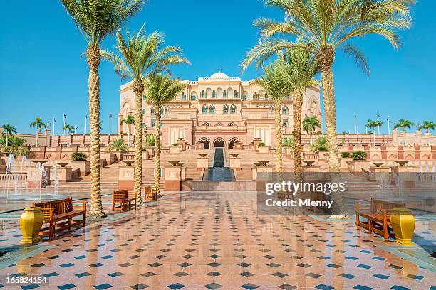 emirates palácio abu dhabi eau - emirados árabes unidos imagens e fotografias de stock