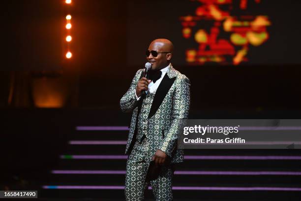 Eldee Singer .. 23 Eldee Stock Photos, High-Res Pictures, and Images - Getty Images