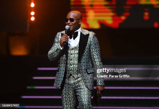 Eldee Singer .. 23 Eldee Stock Photos, High-Res Pictures, and Images - Getty Images