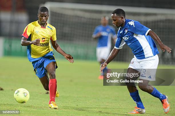 Etah of Petro de Luanda and Prince Hlela of SuperSport during the CAF Confedaration Cup match between SuperSport United and Petro de Luanda at Lucas...