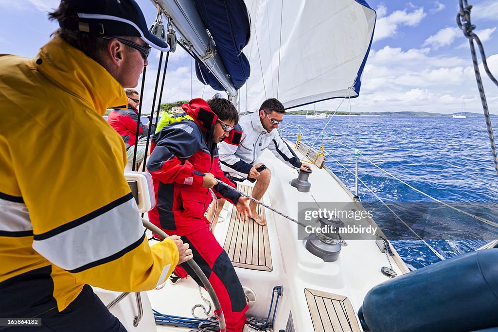 Segeln crew Heftungen einem Segelschiff