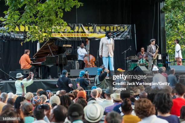 American jazz vocalist Gregory Porter leads his quintet at the 20th Annual Charlie Parker Jazz Festival presented by City Parks Foundation in...