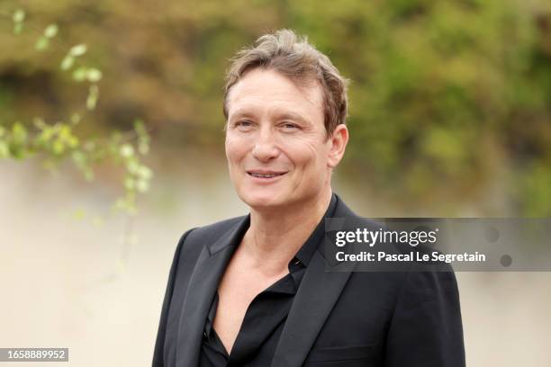 Oliver Masucci arrives at the Hotel Excelsior pier for the 80th Venice International Film Festival 2023 on September 04, 2023 in Venice, Italy.