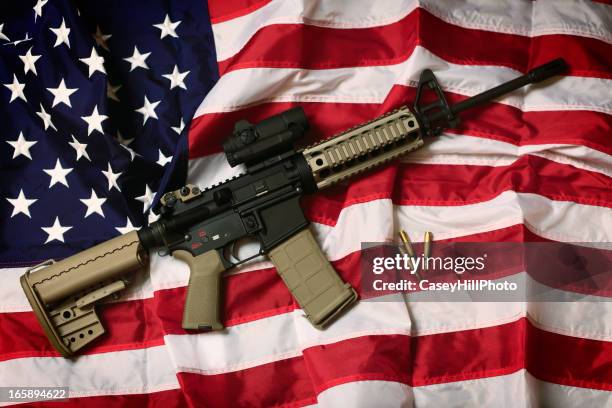 american ar - 15 - rifle fotografías e imágenes de stock