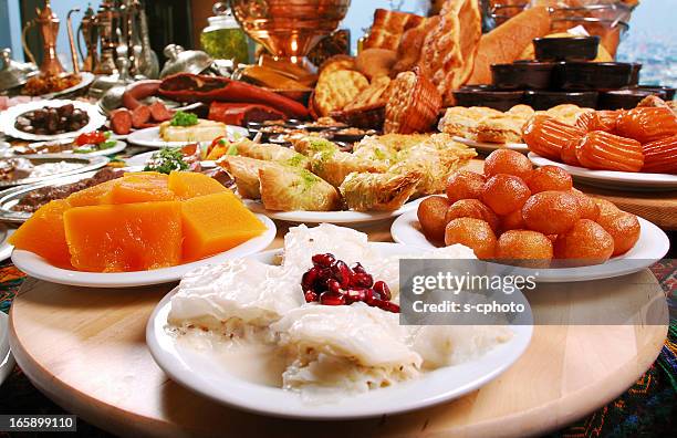 dessert (fare clic per ulteriori informazioni) - cucina del medio oriente foto e immagini stock