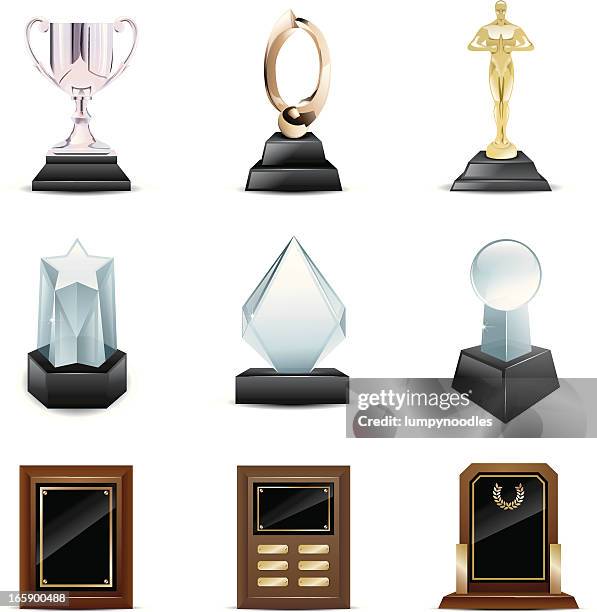 ilustrações, clipart, desenhos animados e ícones de vetor ícones de troféus e prêmios - cristal