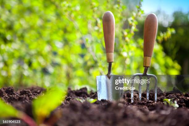 garten-handwerkzeuge - tools stock-fotos und bilder