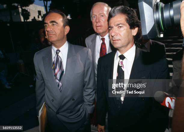 Robert Shapiro et Robert Kardashian, avocats de la défense dans l'affaire OJ Simpson. Los Angeles, le 22 juin 1994.