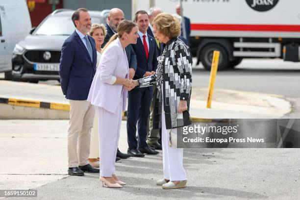 The president of the Balearic Government, Marga Prohens , greets Queen Sofia , on her arrival at the Food Bank Foundation of Mallorca, on September 4...