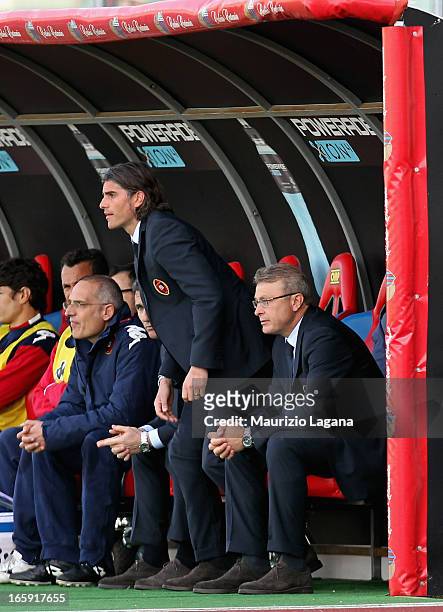 Ivo Pulga head coach of Cagliari looks on from the dugout during the Serie A match between Calcio Catania and Cagliari Calcio at Stadio Angelo...