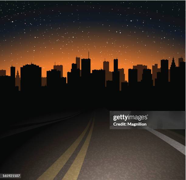 38点の高速道路 夜イラスト素材 Getty Images 38点の高速道路 夜イラスト素材 Getty Images