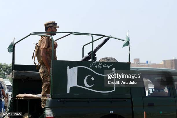 Protection Security Pakistan 37,600 Pakistan Security Stock Photos, High-Res Pictures, and Images ...