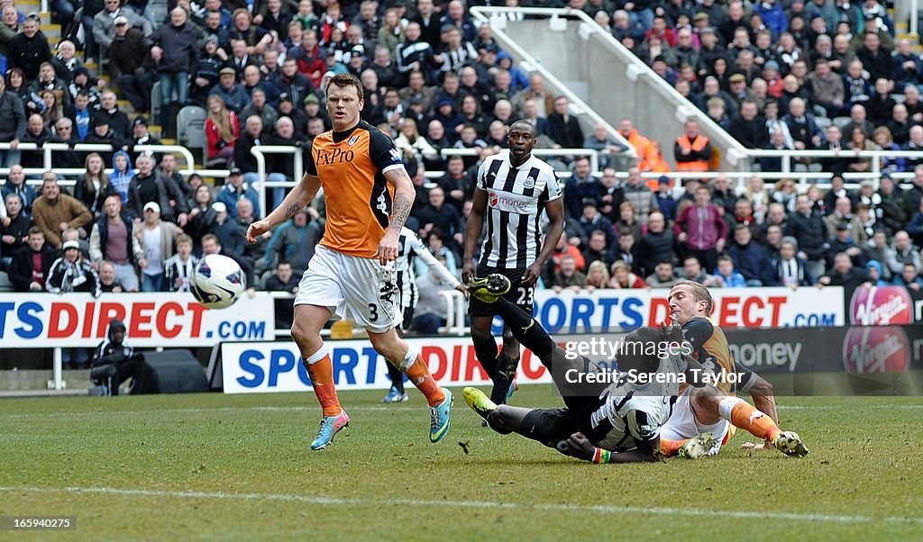 Newcastle United v Fulham - Premier League